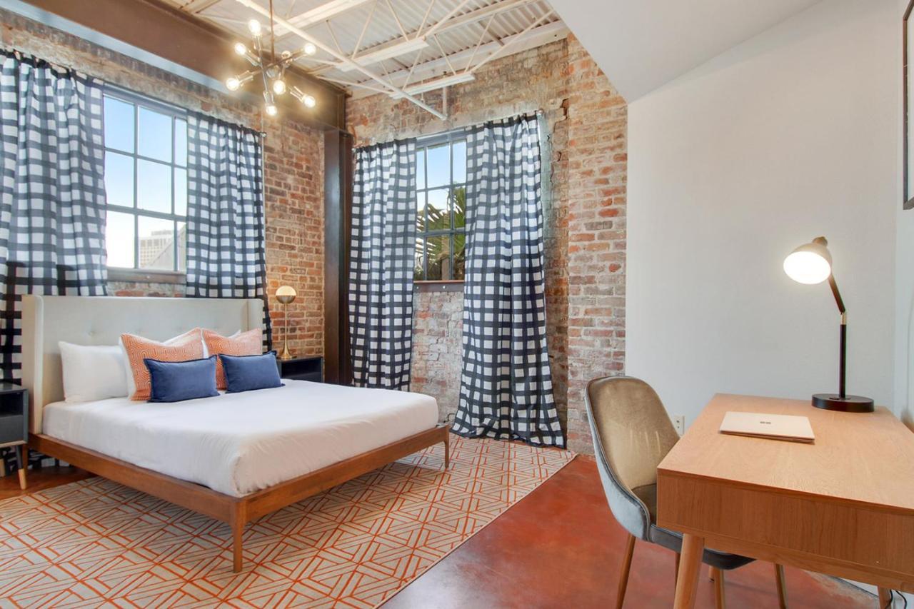 Luxury Arts District Apartments Ню Орлиънс Екстериор снимка